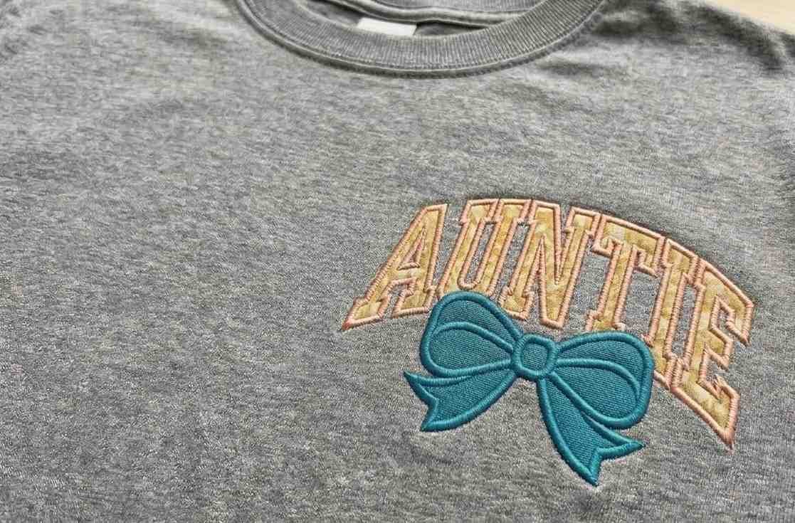 Auntie_Applique_col_1784979789.jpeg