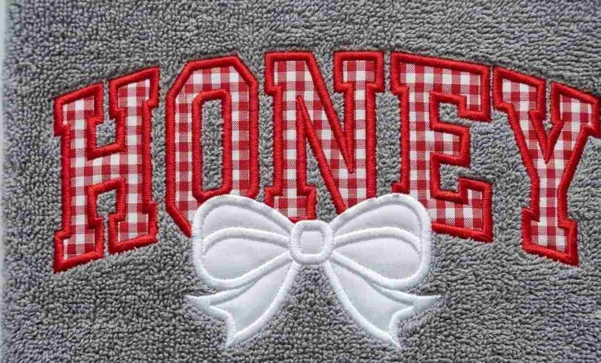 Honey_Applique_col_17872301572.jpg
