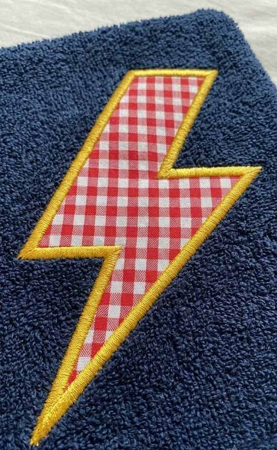 Lightning_Bolt_Applique_col_img_1792567863.jpeg