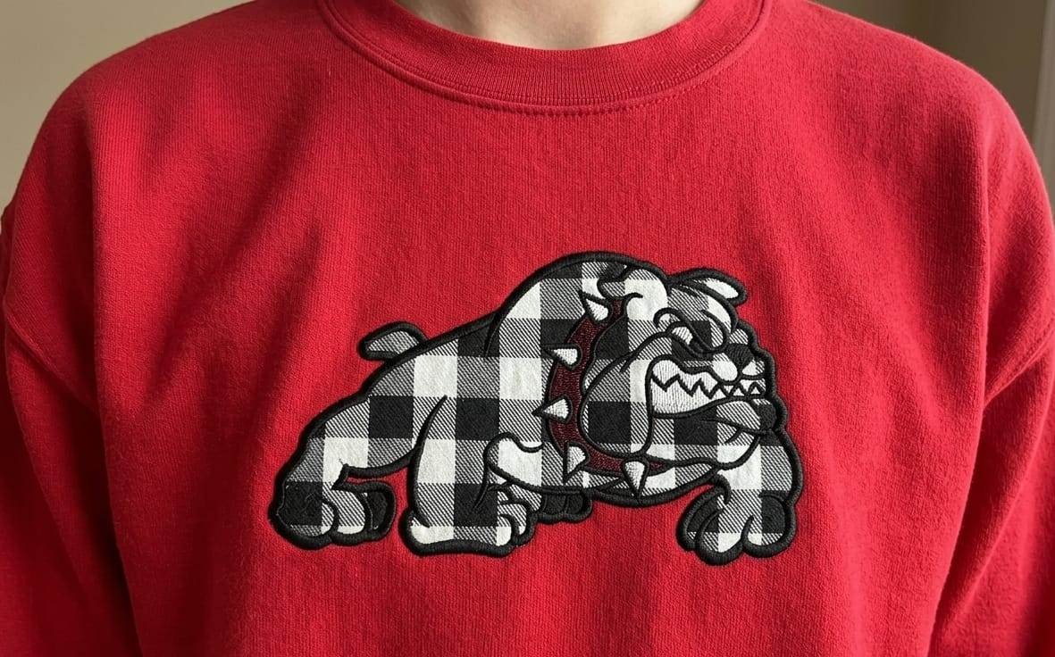 Logo_Bulldog_Applique_col_1791626109.jpeg