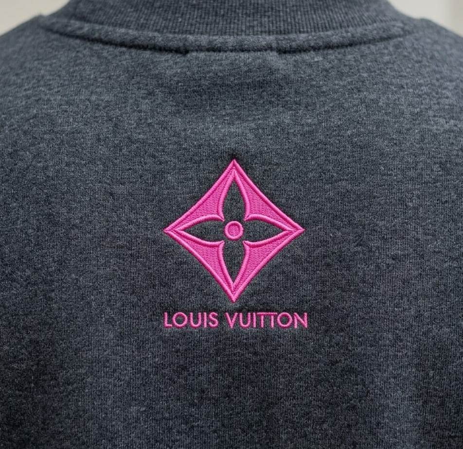 Lois_Vuitton_col_1789037098.jpeg