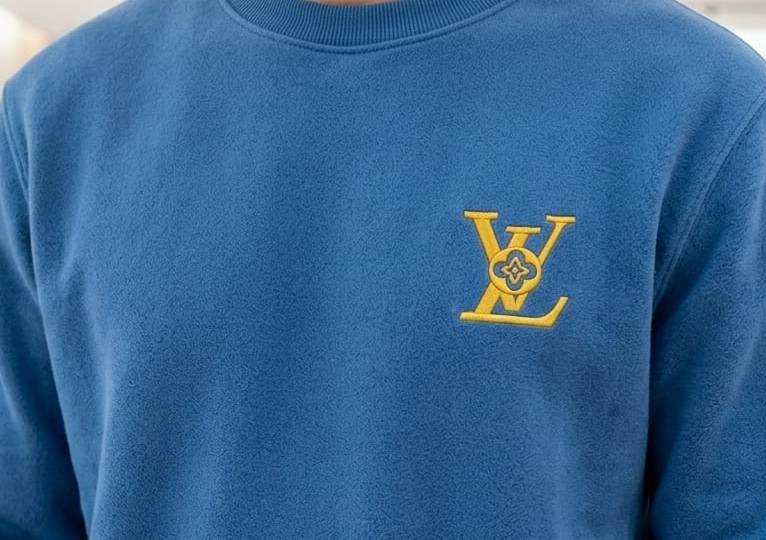 Louis_Vuitton_col_img_1788335947.jpeg