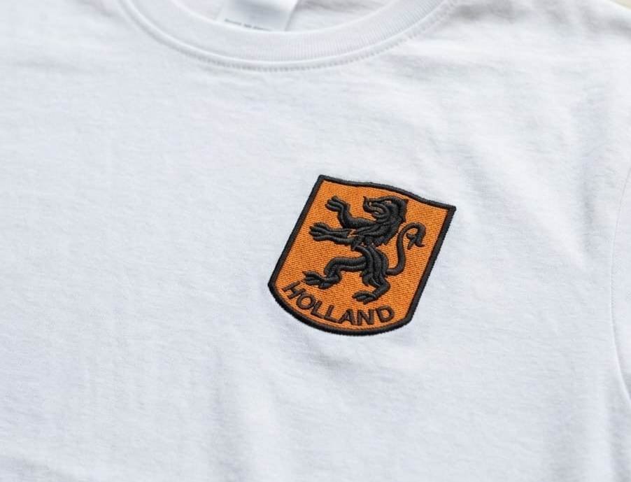 holland_lion_logo_col_1788162001.jpeg